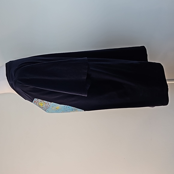 Disney Mickey Mouse Van Gogh Starry Night Graphic T-Shirt Size X-Large - Picture 5 of 9